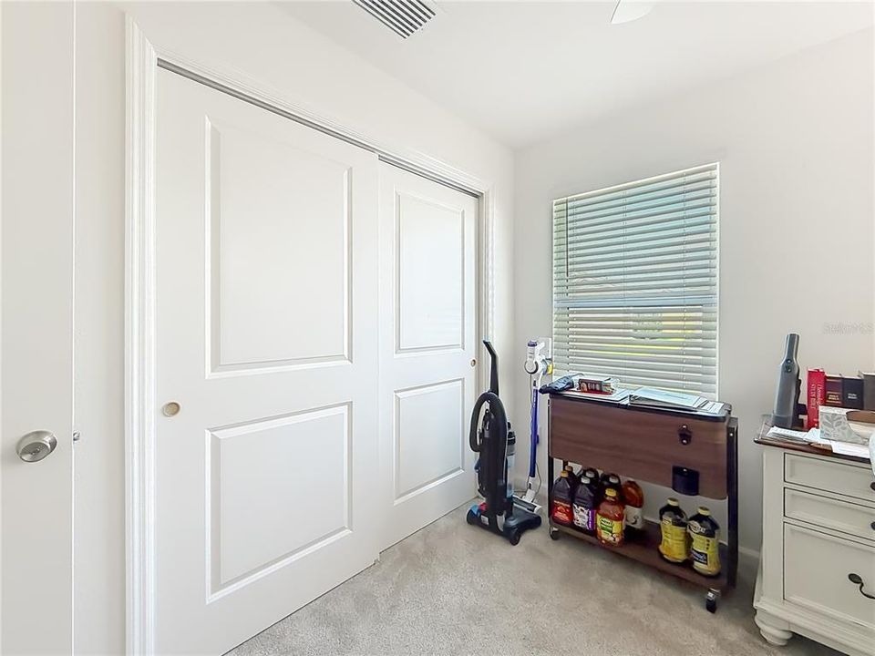 For Sale: $350,000 (3 beds, 2 baths, 1440 Square Feet)