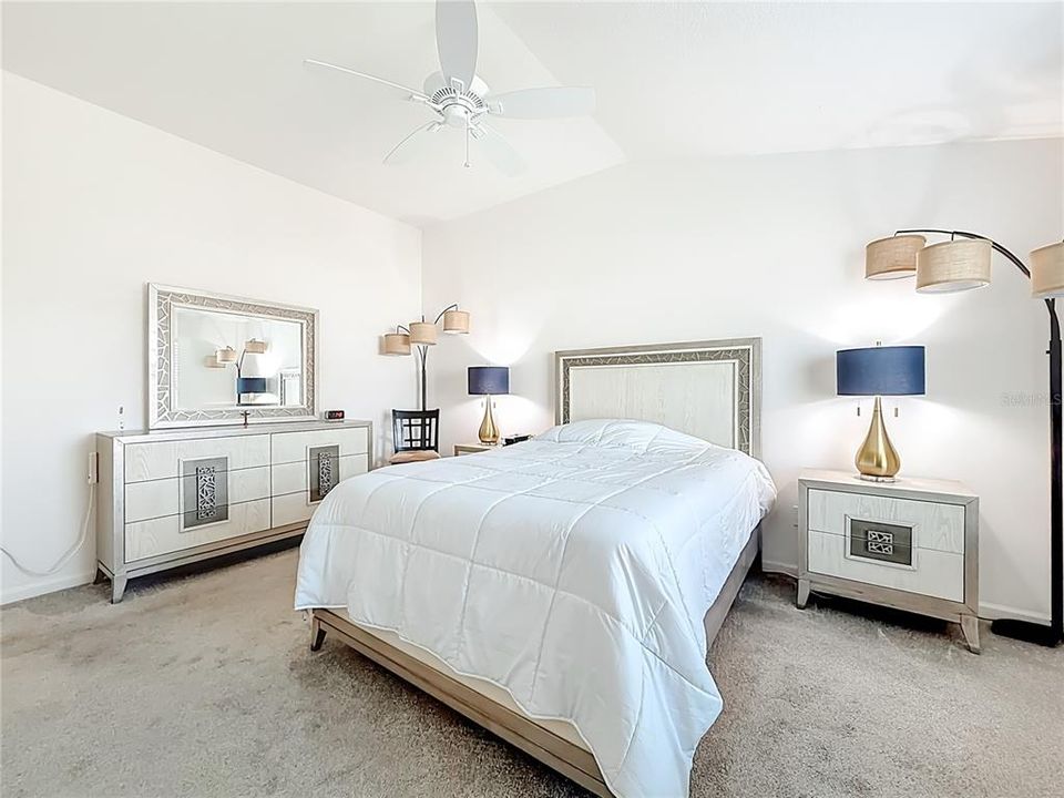 For Sale: $350,000 (3 beds, 2 baths, 1440 Square Feet)