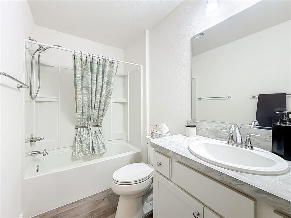 For Sale: $350,000 (3 beds, 2 baths, 1440 Square Feet)