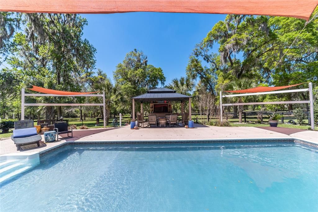 En Venta: $996,500 (4 camas, 3 baños, 4452 Pies cuadrados)
