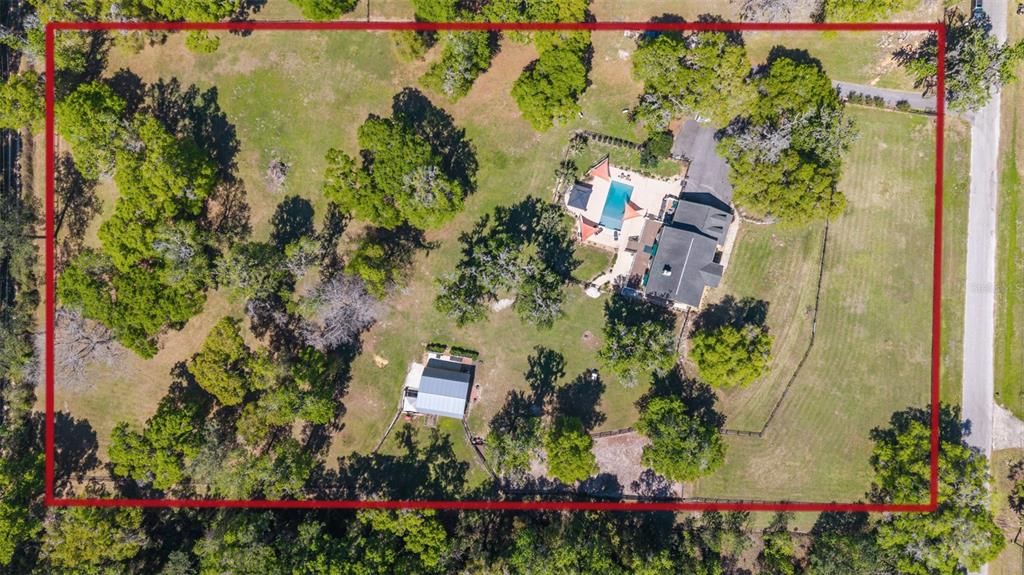 En Venta: $996,500 (4 camas, 3 baños, 4452 Pies cuadrados)
