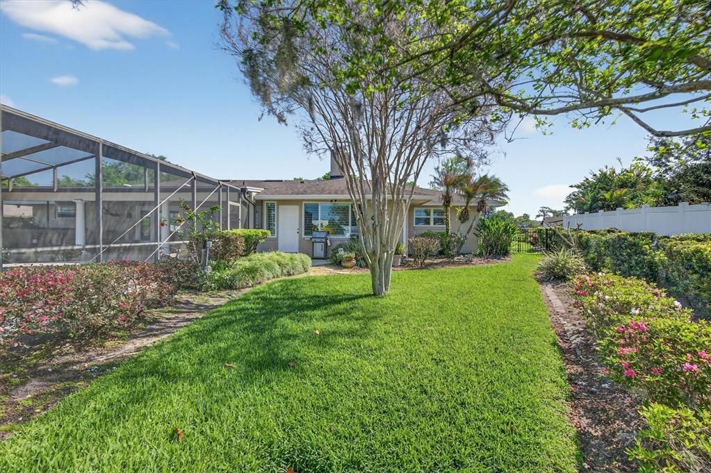 Activo con contrato: $925,000 (3 camas, 3 baños, 2253 Pies cuadrados)