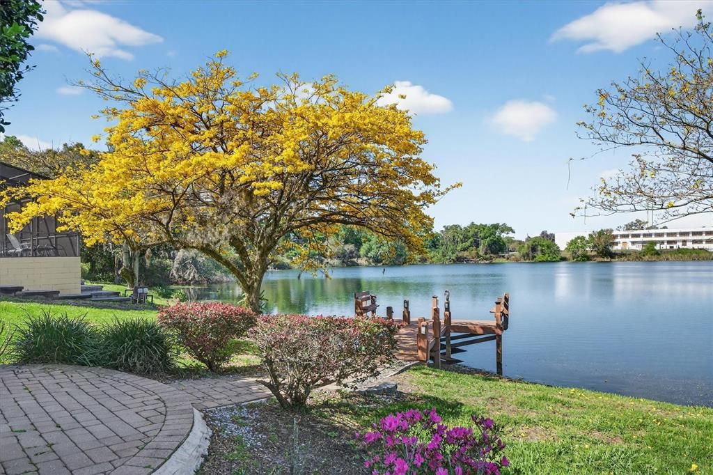 Activo con contrato: $925,000 (3 camas, 3 baños, 2253 Pies cuadrados)
