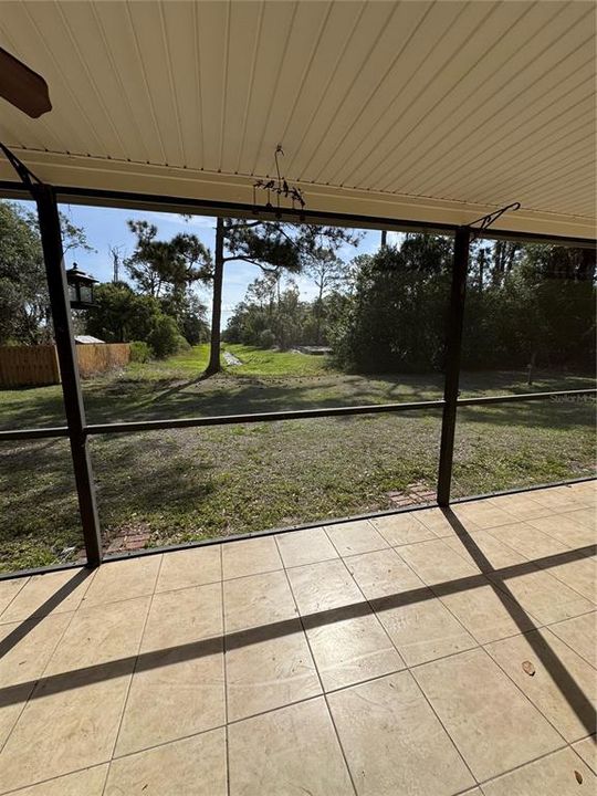For Rent: $1,750 (2 beds, 2 baths, 1300 Square Feet)