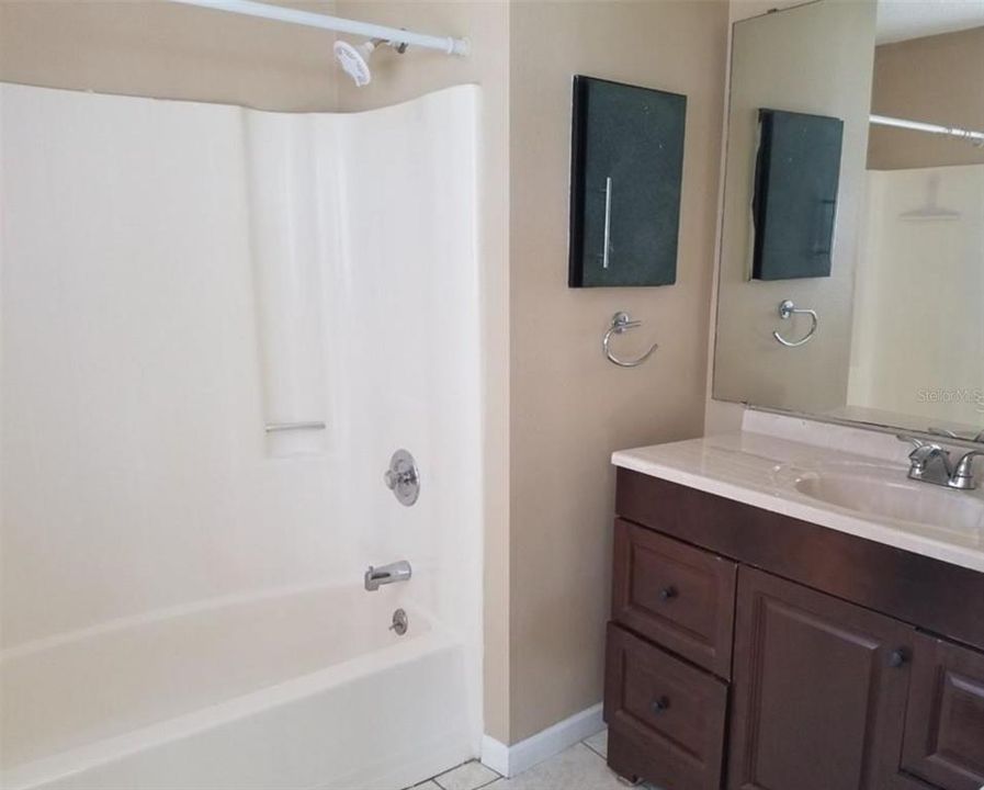 For Rent: $1,750 (2 beds, 2 baths, 1300 Square Feet)