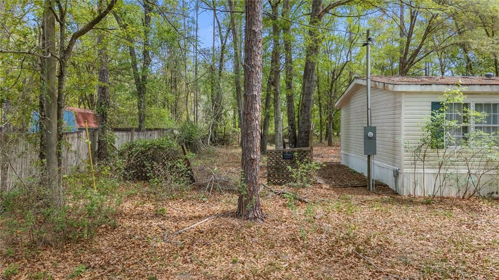 На продажу: $175,000 (3 спален, 2 ванн, 1836 Квадратных фут)