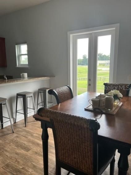 待售: $2,700,000 (4 贝兹, 3 浴室, 1148 平方英尺)