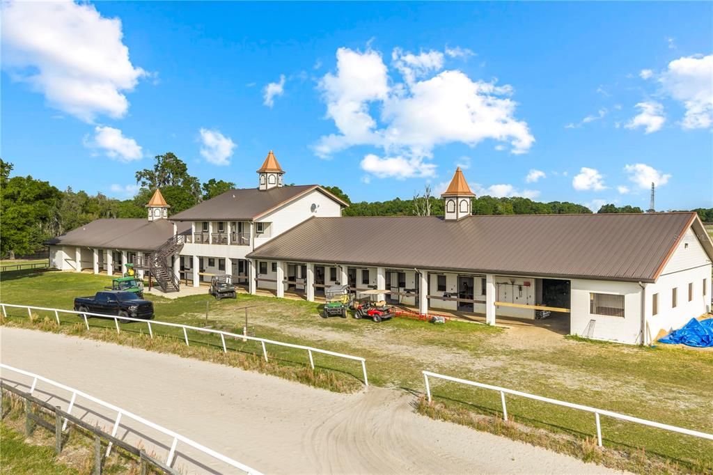 待售: $2,700,000 (4 贝兹, 3 浴室, 1148 平方英尺)