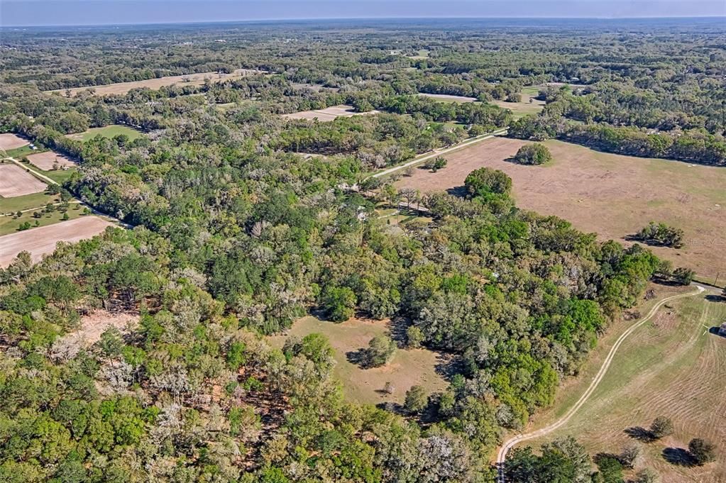 En Venta: $325,000 (5.18 acres)