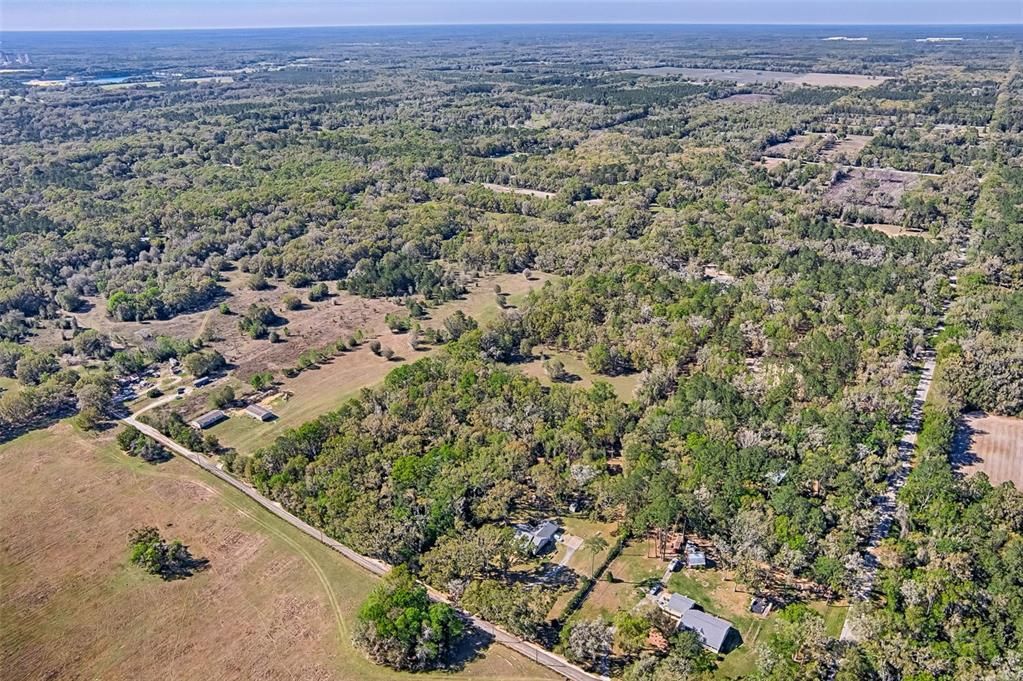 En Venta: $325,000 (5.18 acres)