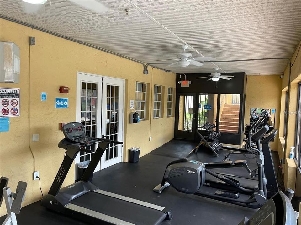 For Rent: $1,370 (1 beds, 1 baths, 632 Square Feet)