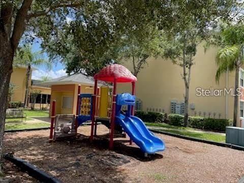 For Rent: $1,370 (1 beds, 1 baths, 632 Square Feet)
