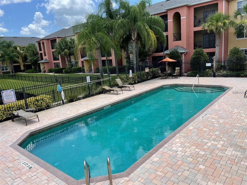 For Rent: $1,370 (1 beds, 1 baths, 632 Square Feet)