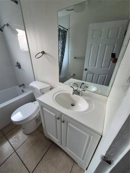 For Rent: $1,349 (2 beds, 1 baths, 808 Square Feet)