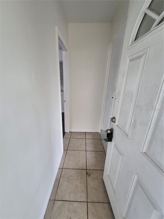 For Rent: $1,349 (2 beds, 1 baths, 808 Square Feet)