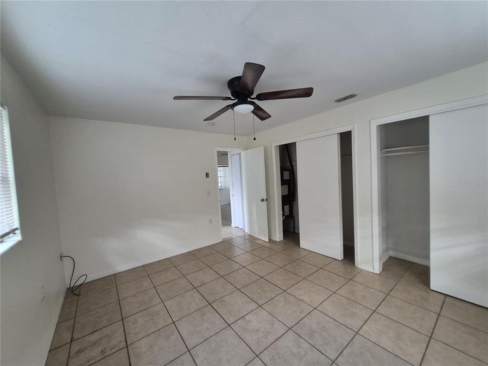 For Rent: $1,349 (2 beds, 1 baths, 808 Square Feet)