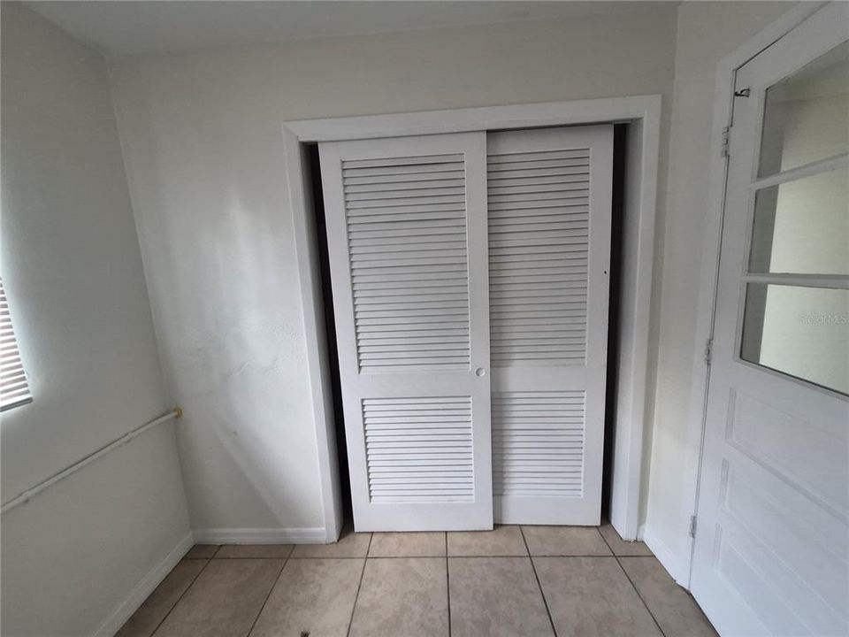 For Rent: $1,349 (2 beds, 1 baths, 808 Square Feet)