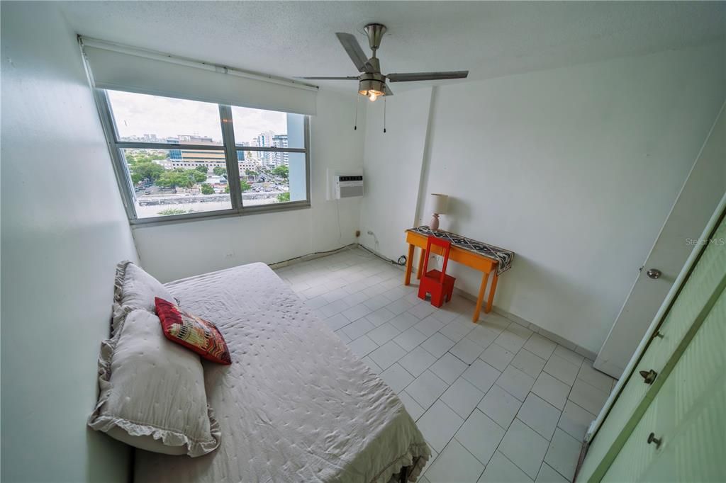 В аренду: $2,000 (2 спален, 1 ванн, 0 Квадратных фут)