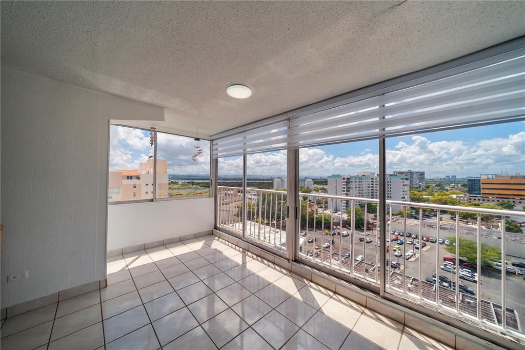 В аренду: $2,000 (2 спален, 1 ванн, 0 Квадратных фут)