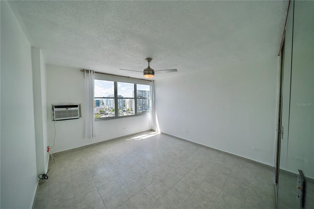 В аренду: $2,000 (2 спален, 1 ванн, 0 Квадратных фут)