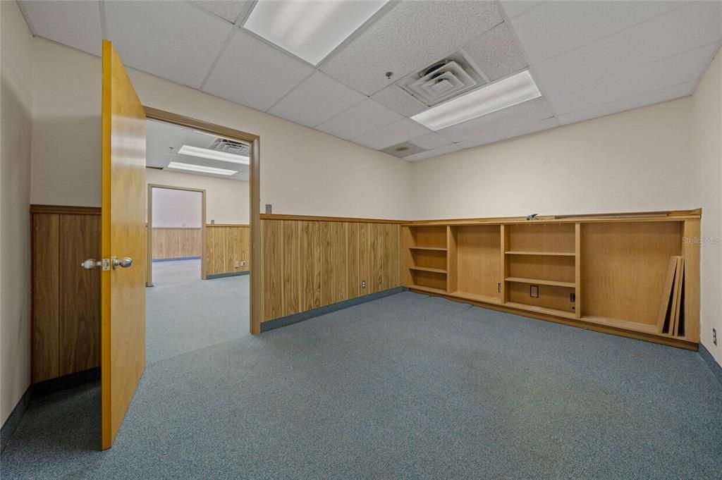 На продажу: $2,700,000 (0 спален, 0 ванн, 30120 Квадратных фут)