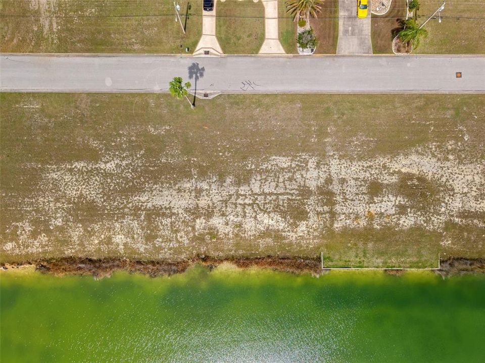 На продажу: $85,000 (0.17 acres)