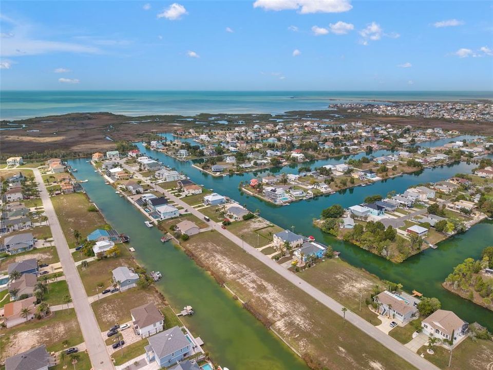 На продажу: $85,000 (0.17 acres)