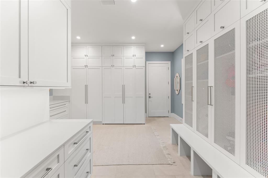 En Venta: $9,495,000 (6 camas, 7 baños, 8257 Pies cuadrados)