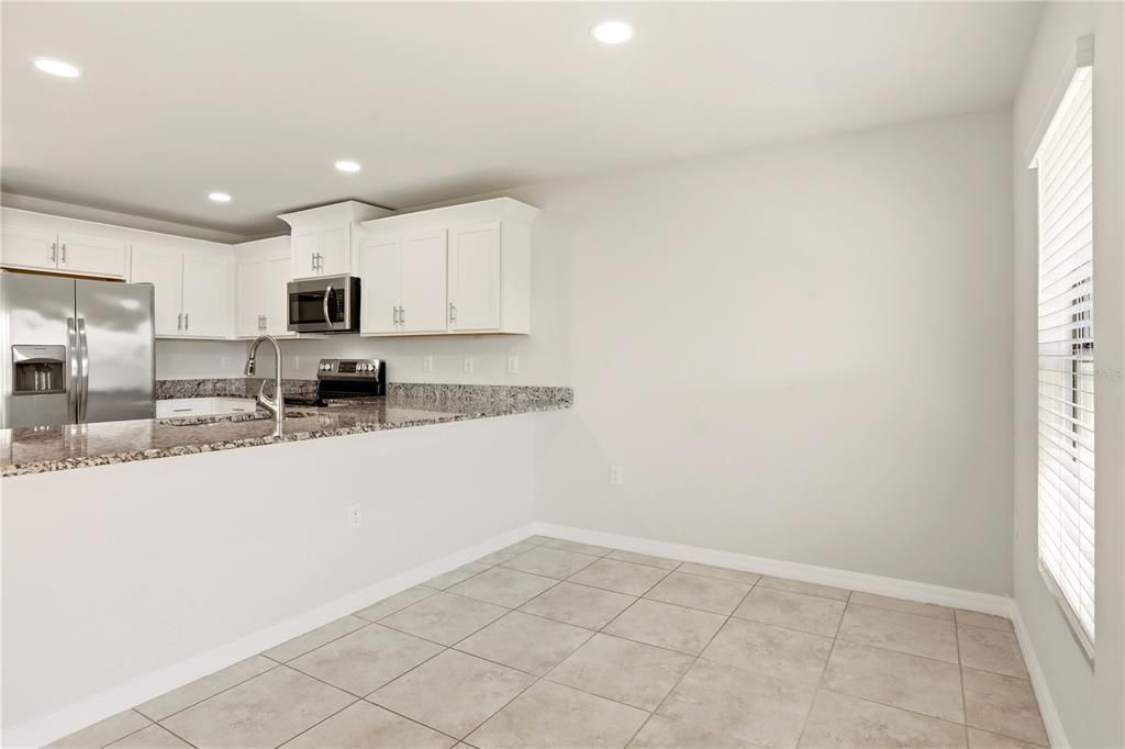 Active With Contract: $279,000 (3 beds, 2 baths, 1614 Square Feet)