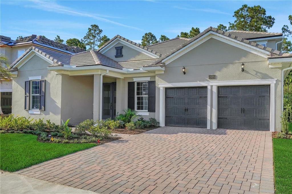 Recently Sold: $1,125,970 (6 beds, 4 baths, 4222 Square Feet)