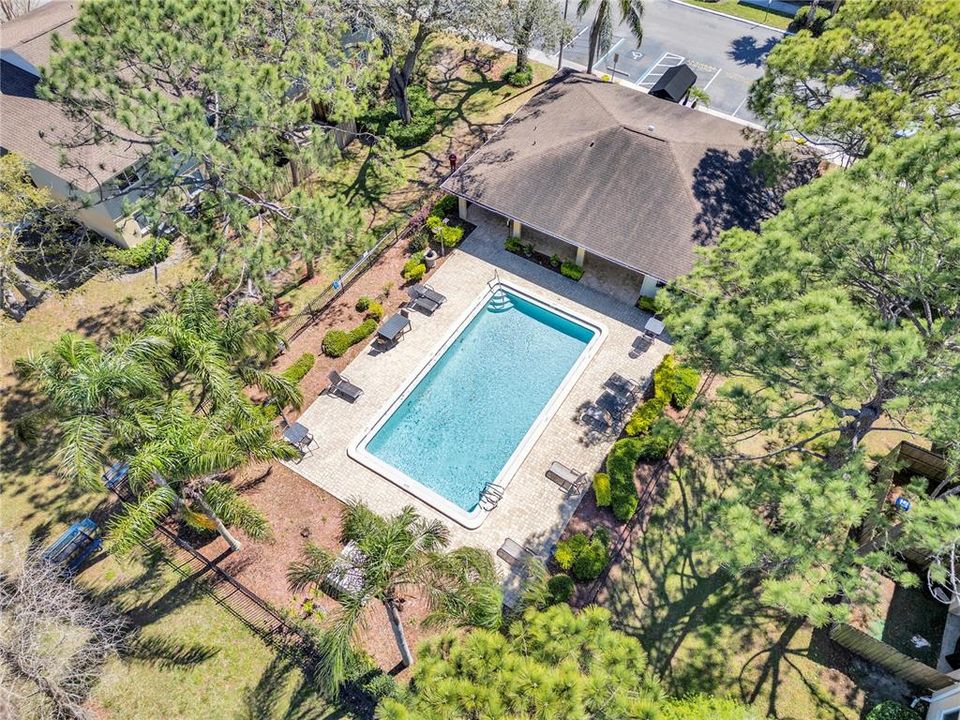 На продажу: $164,900 (2 спален, 2 ванн, 918 Квадратных фут)