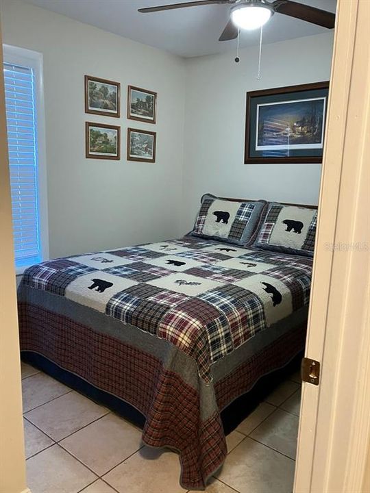 For Sale: $250,000 (2 beds, 1 baths, 672 Square Feet)