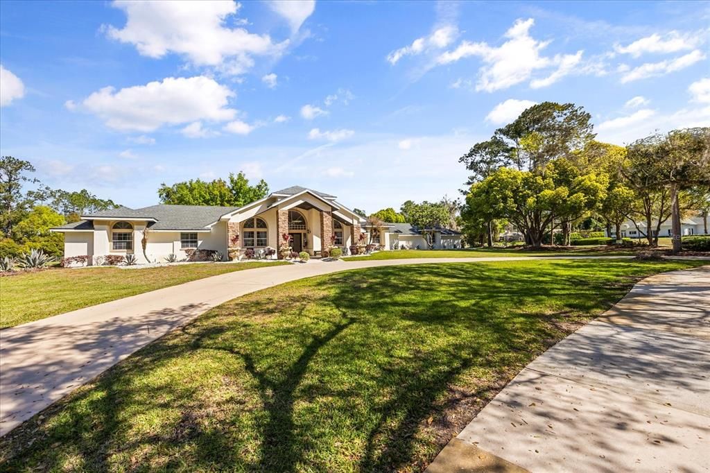 For Sale: $1,399,000 (5 beds, 4 baths, 4007 Square Feet)