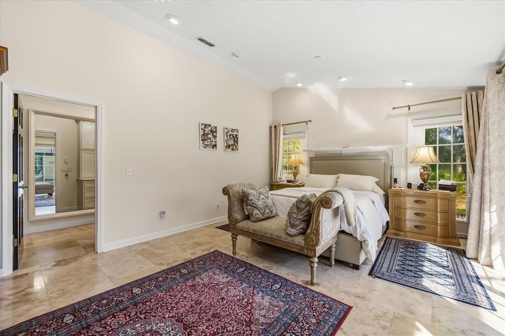 For Sale: $1,399,000 (5 beds, 4 baths, 4007 Square Feet)