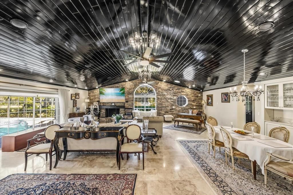 For Sale: $1,399,000 (5 beds, 4 baths, 4007 Square Feet)