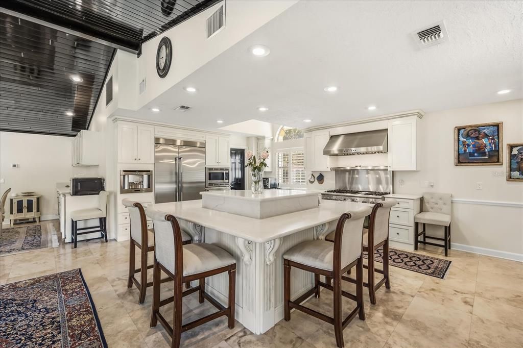 For Sale: $1,399,000 (5 beds, 4 baths, 4007 Square Feet)