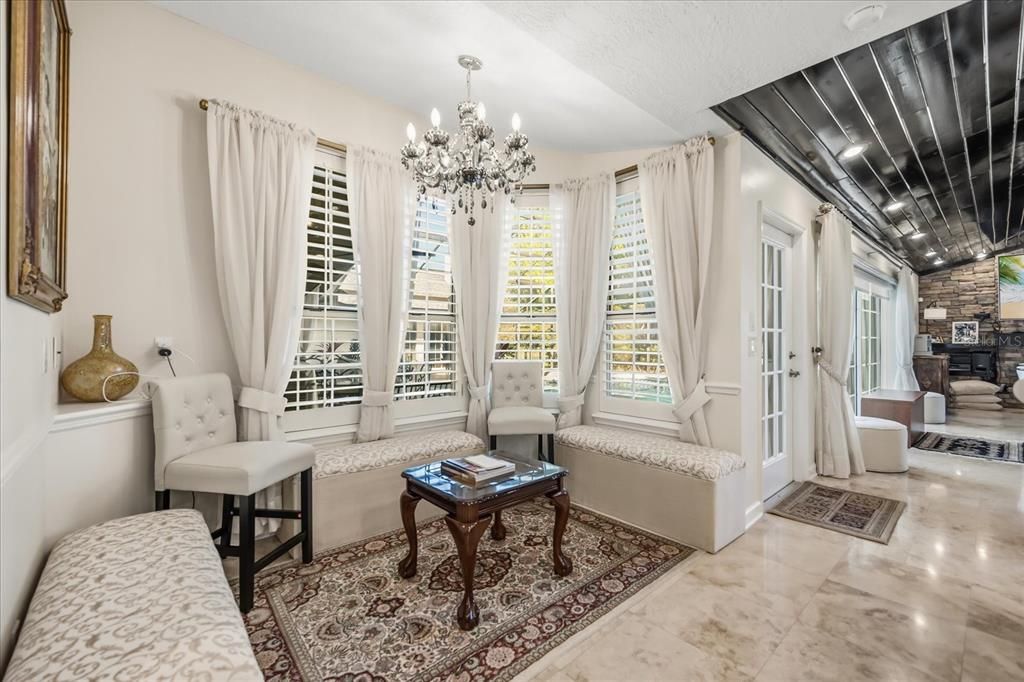 For Sale: $1,399,000 (5 beds, 4 baths, 4007 Square Feet)