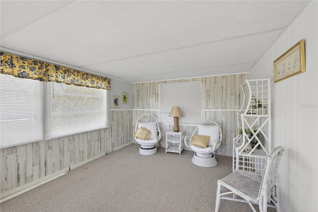 На продажу: $150,000 (2 спален, 2 ванн, 1152 Квадратных фут)