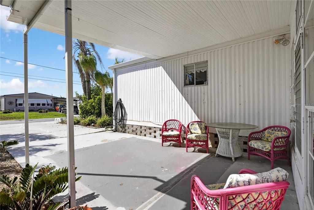 На продажу: $150,000 (2 спален, 2 ванн, 1152 Квадратных фут)