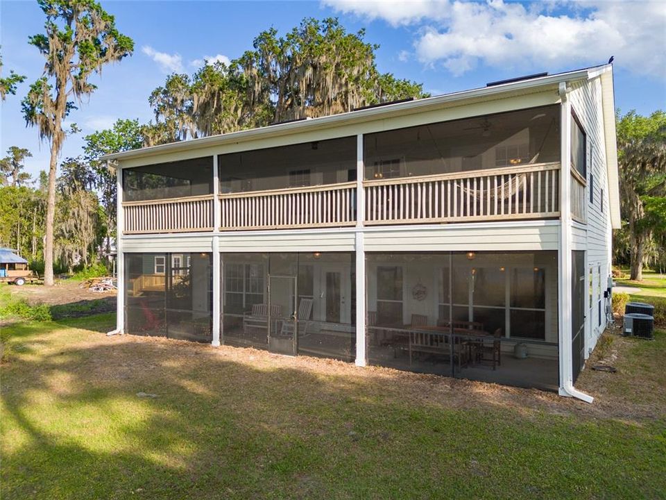 For Sale: $995,000 (4 beds, 4 baths, 3058 Square Feet)