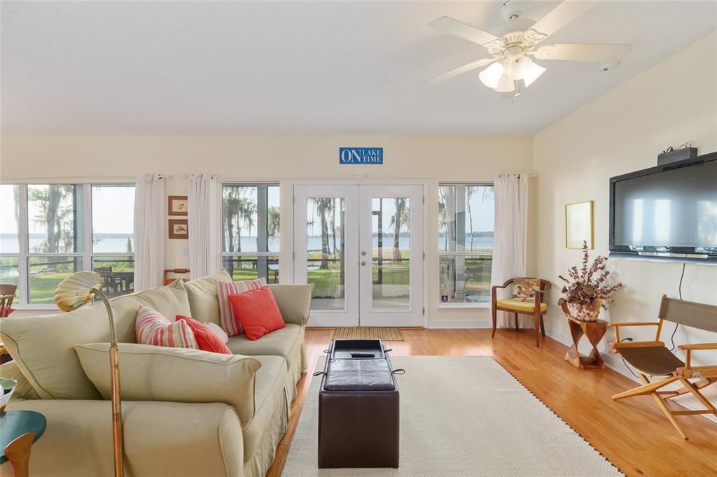 For Sale: $995,000 (4 beds, 4 baths, 3058 Square Feet)