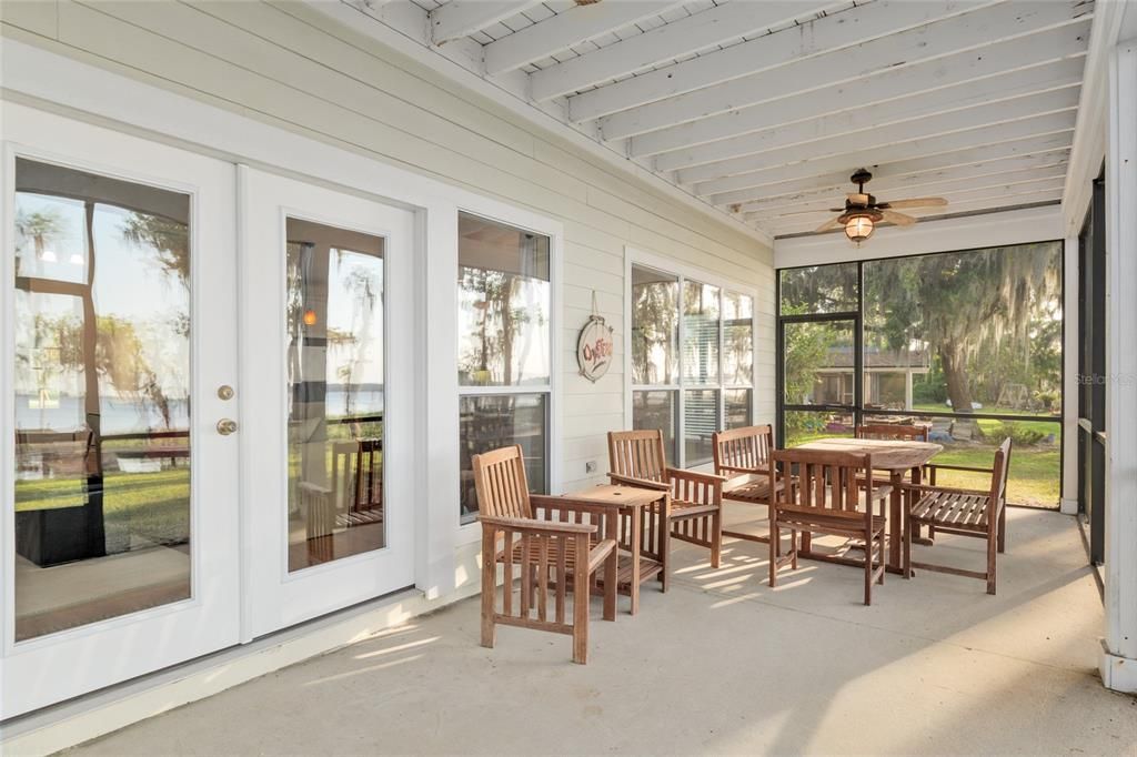 For Sale: $995,000 (4 beds, 4 baths, 3058 Square Feet)