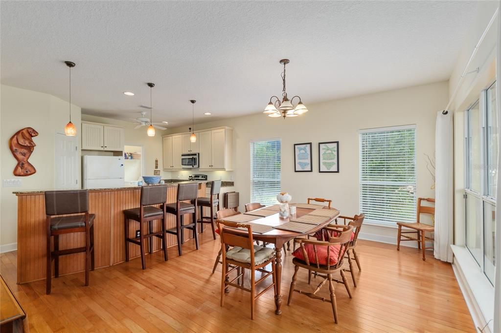 For Sale: $995,000 (4 beds, 4 baths, 3058 Square Feet)