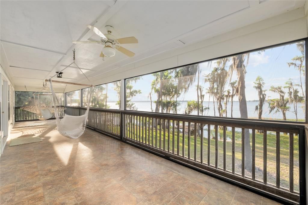 For Sale: $995,000 (4 beds, 4 baths, 3058 Square Feet)