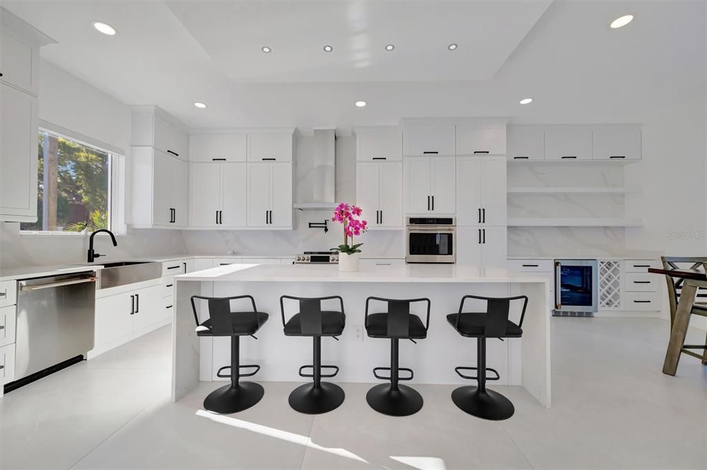 En Venta: $1,245,000 (5 camas, 4 baños, 3098 Pies cuadrados)