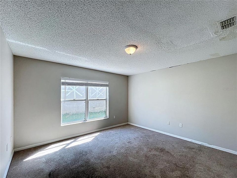For Sale: $374,100 (4 beds, 2 baths, 2844 Square Feet)