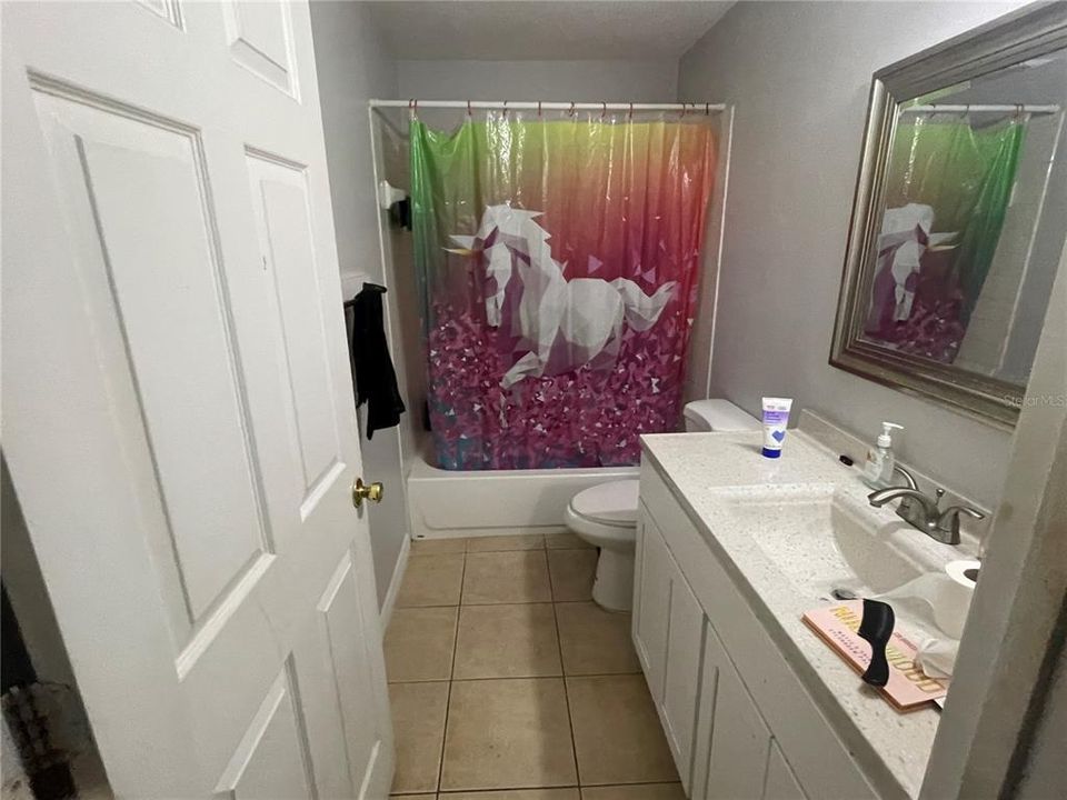 For Sale: $350,000 (4 beds, 0 baths, 2211 Square Feet)