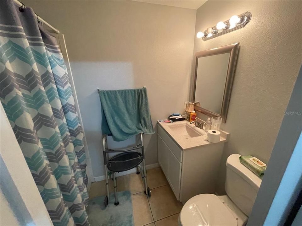 For Sale: $350,000 (4 beds, 0 baths, 2211 Square Feet)