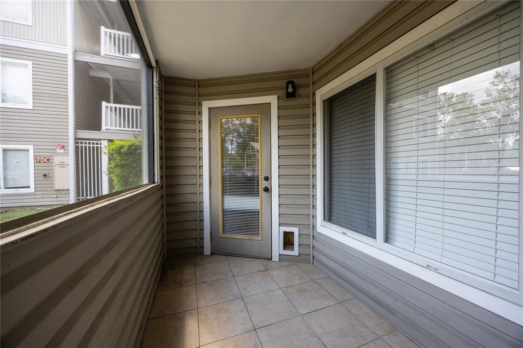 待售: $195,000 (4 贝兹, 4 浴室, 1177 平方英尺)