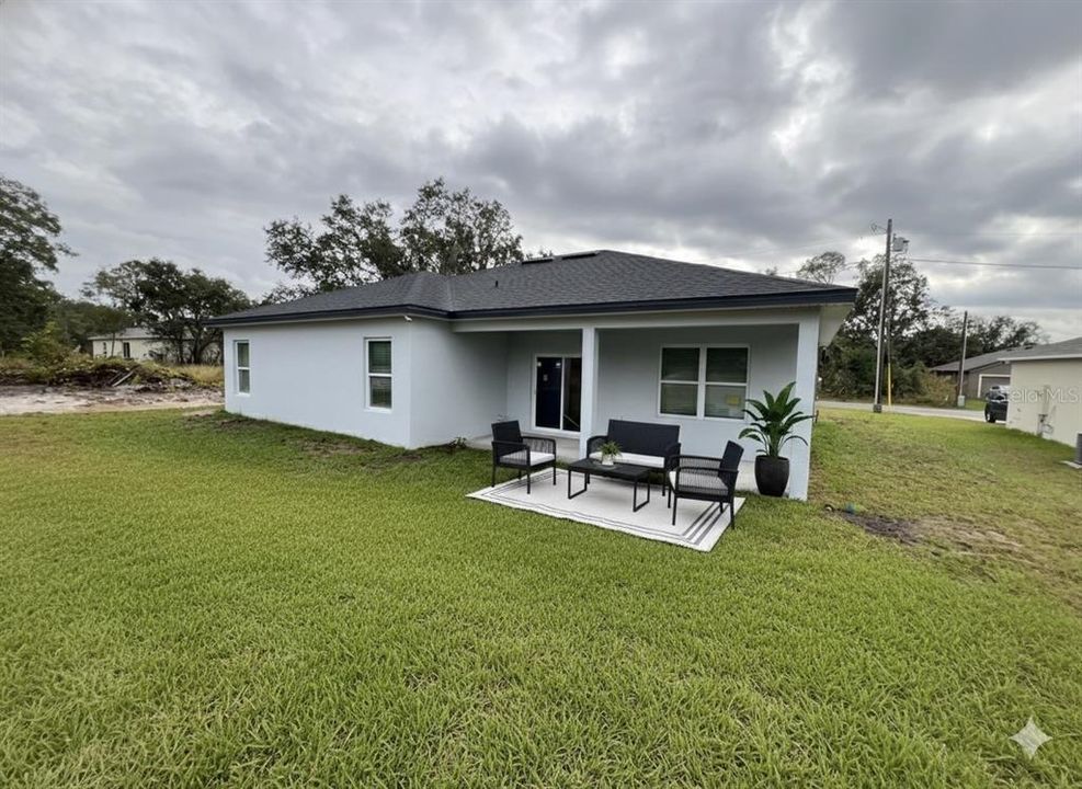 For Sale: $389,000 (4 beds, 2 baths, 1668 Square Feet)